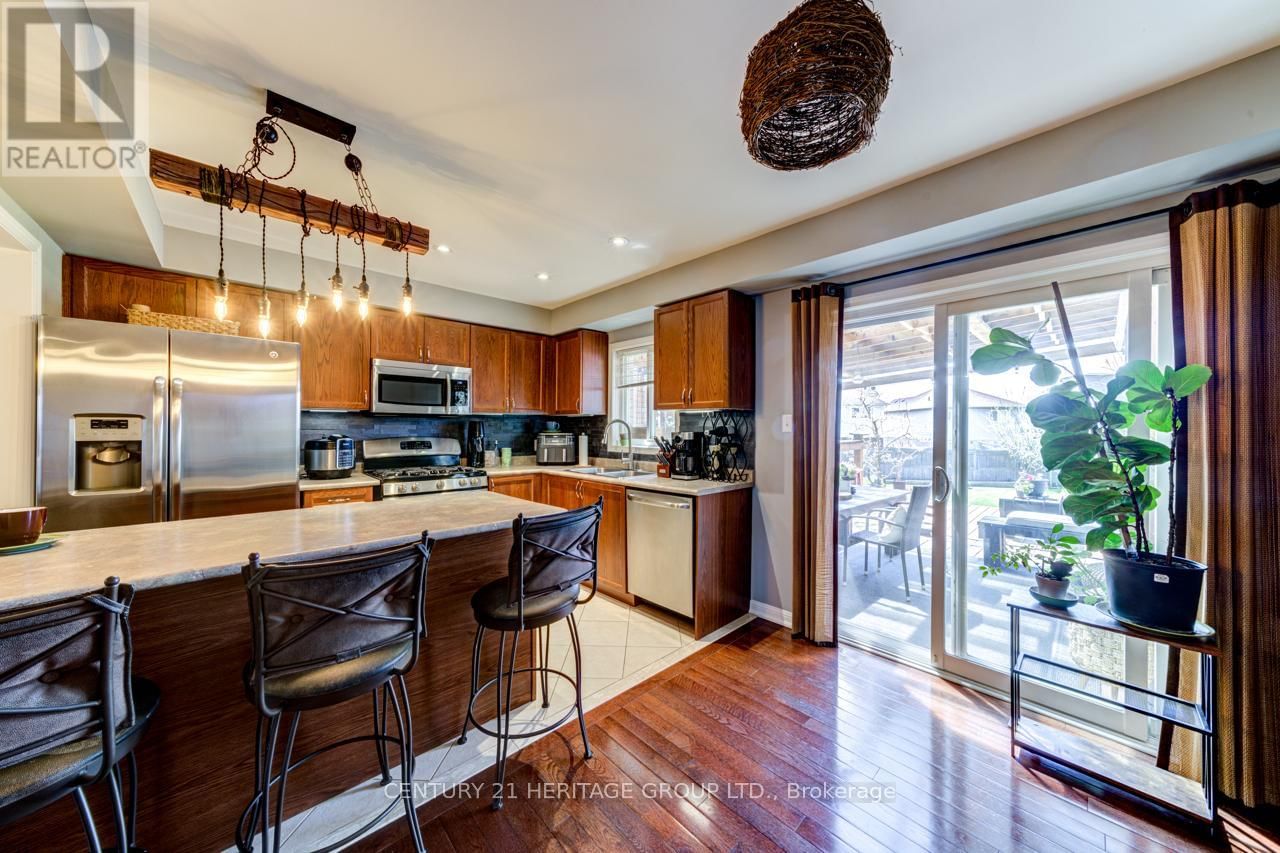 31 LANCASTER COURT Image 9