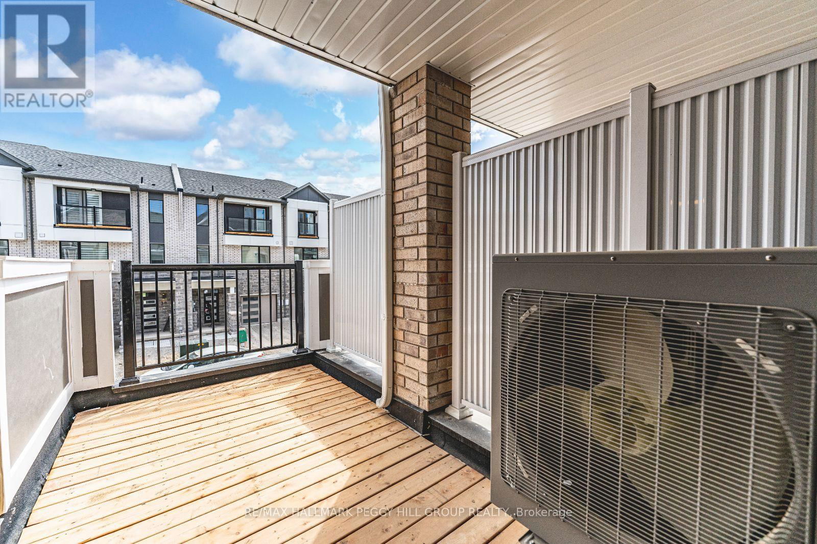 37 PEAREN LANE Image 14