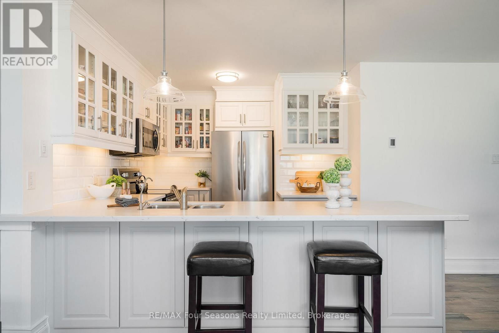 18 - 44 TROTT BOULEVARD Image 15