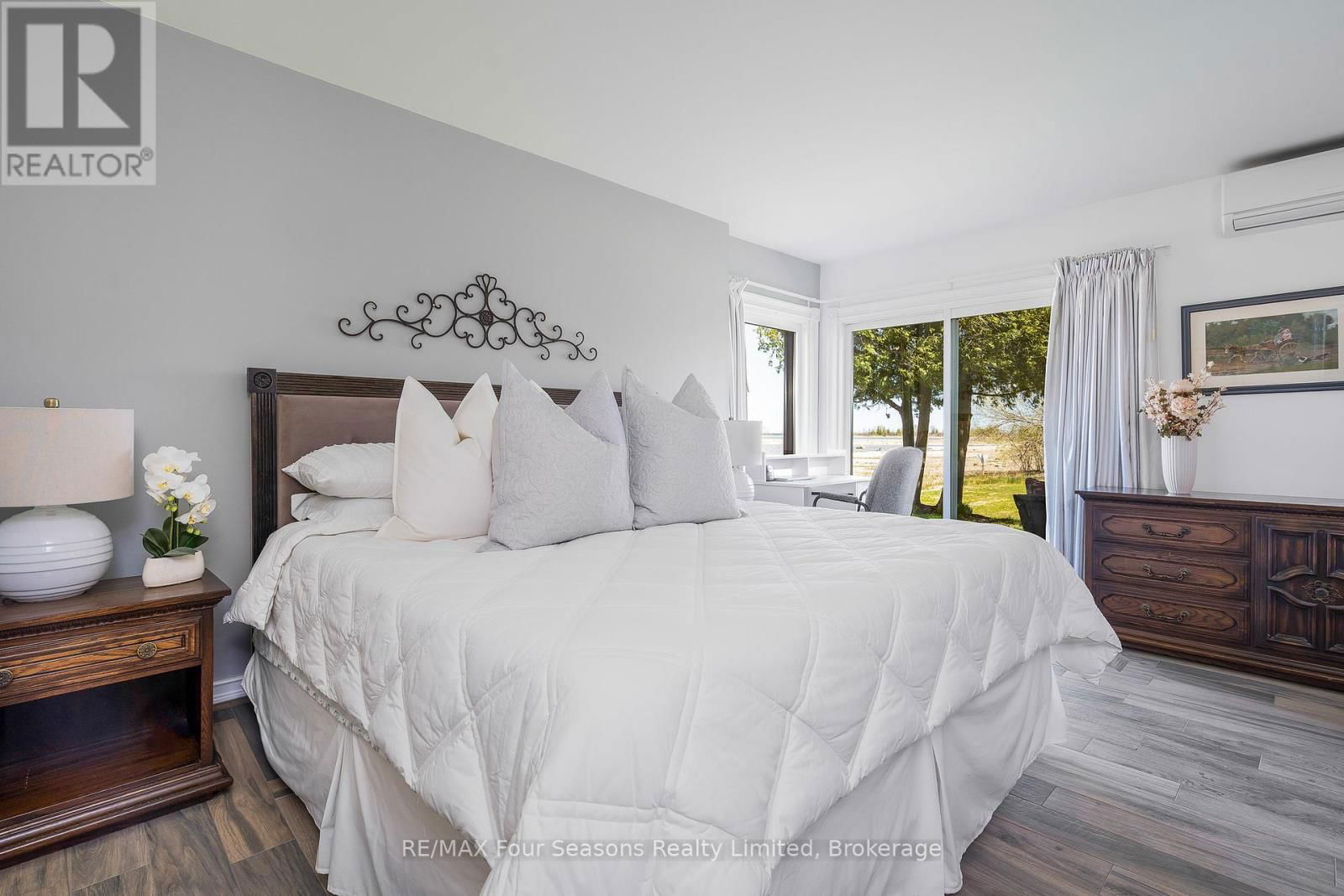 18 - 44 TROTT BOULEVARD Image 25
