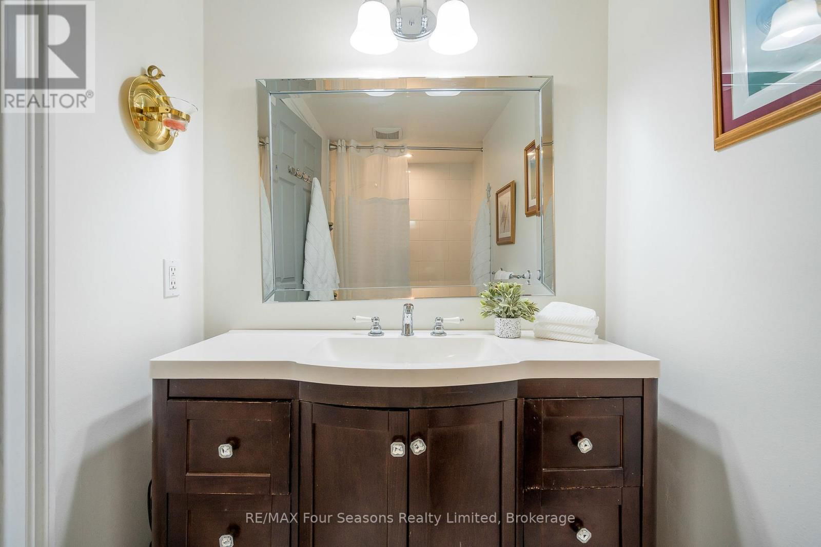 18 - 44 TROTT BOULEVARD Image 37