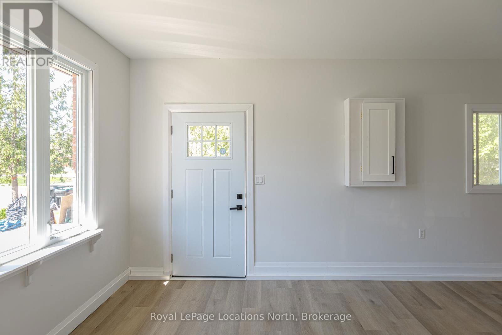 11 LISBON COURT Image 19
