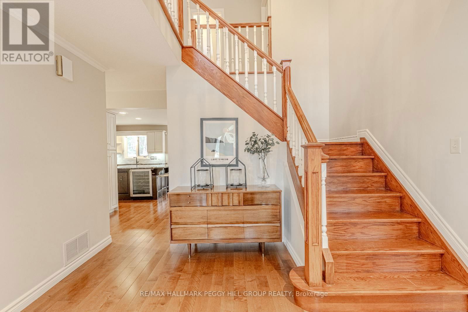 24 WILLOW BAY DRIVE Image 11