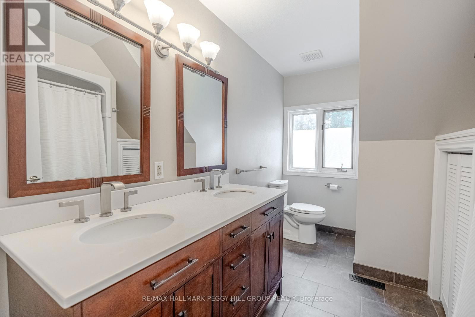 24 WILLOW BAY DRIVE Image 18