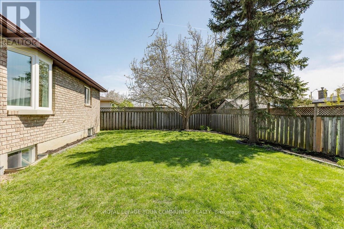 4 WELLS CRESCENT Image 32