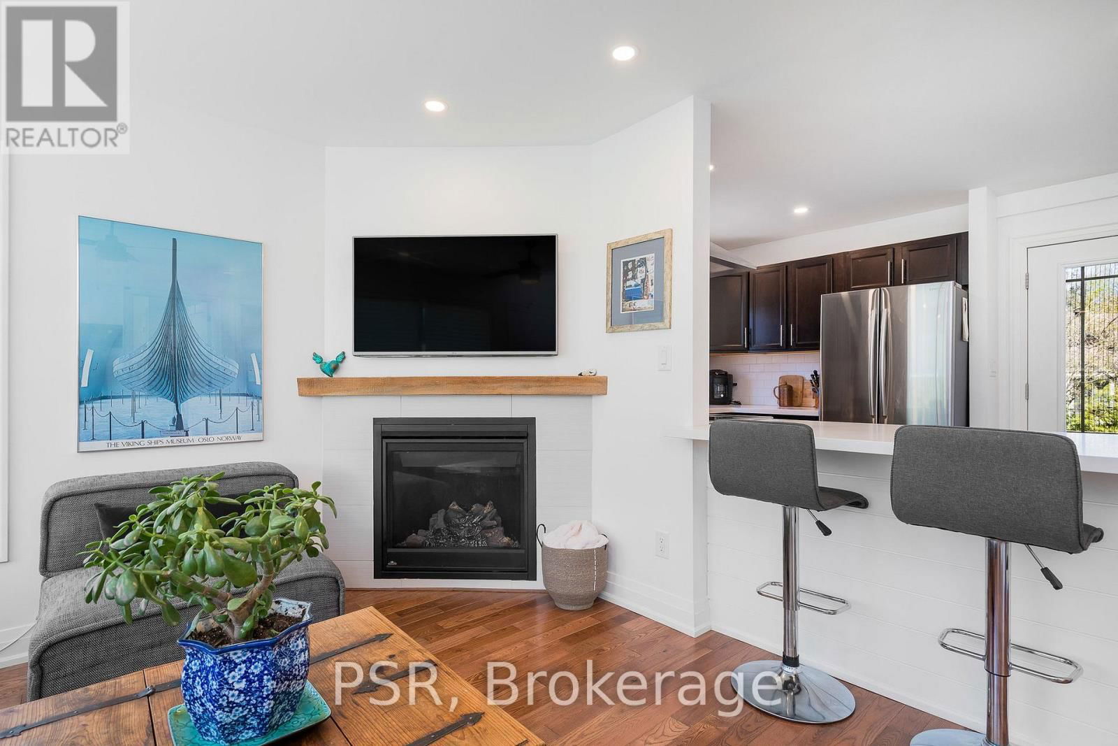 22 JANE STREET Image 13