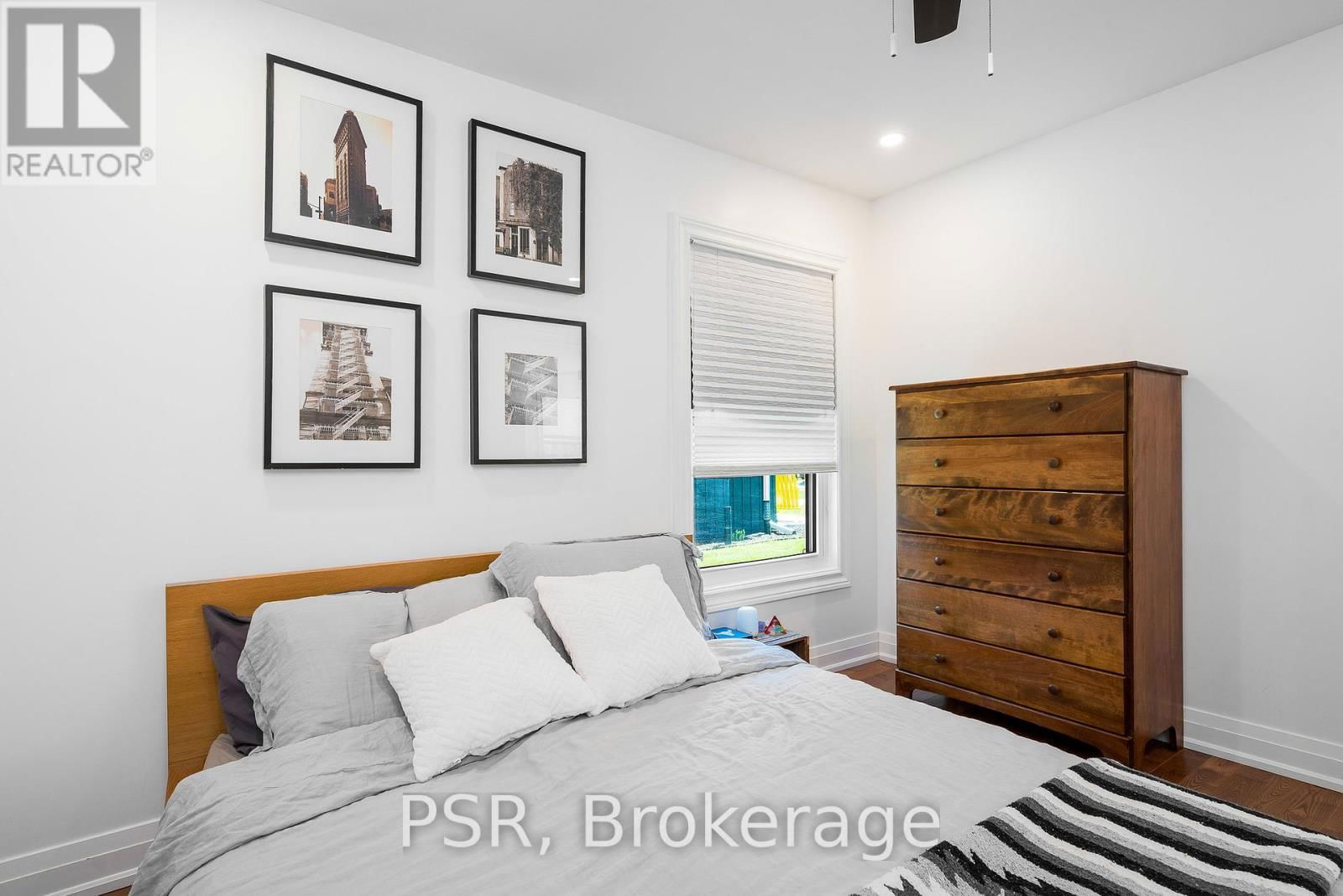 22 JANE STREET Image 21