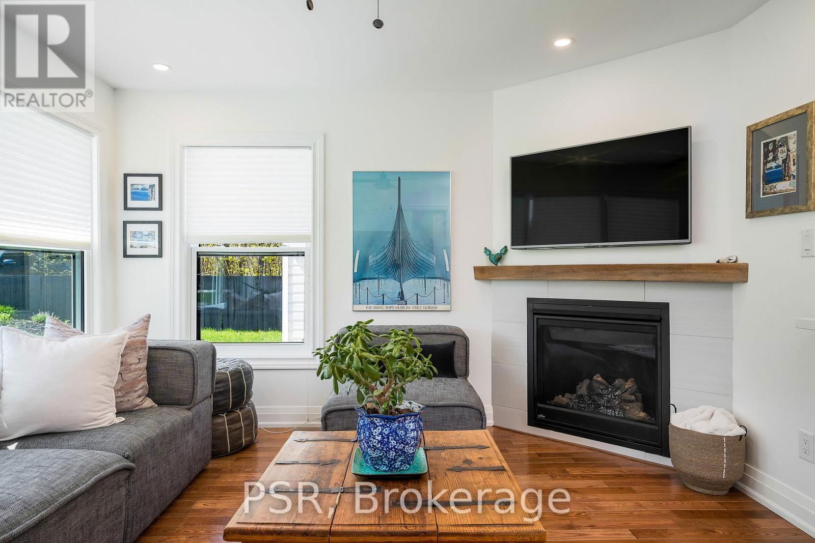 22 JANE STREET Image 27