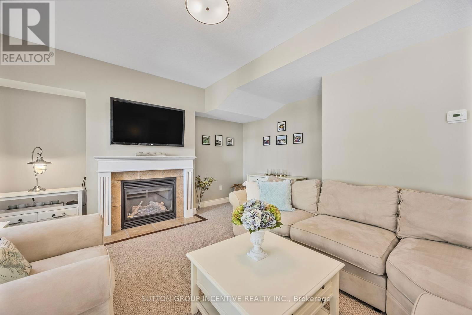 29 - 5 INVERMARA COURT Image 34