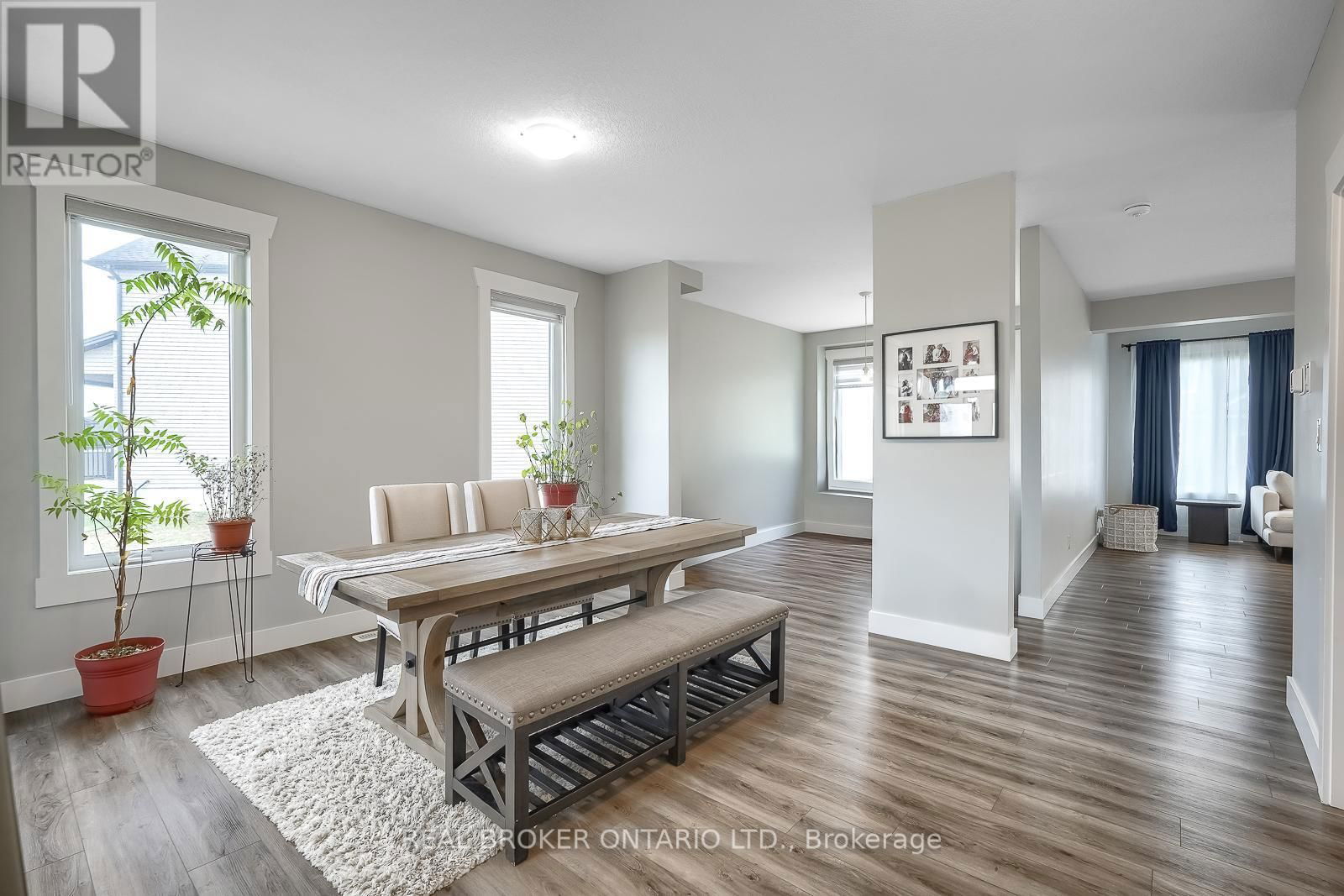 44 ALLENWOOD ROAD Image 12