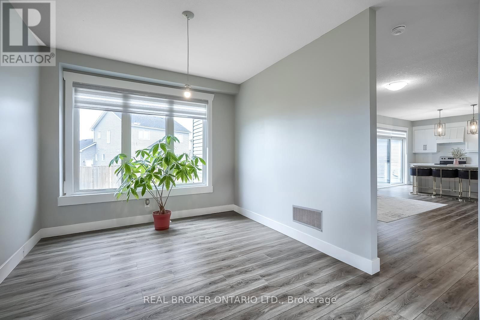 44 ALLENWOOD ROAD Image 14