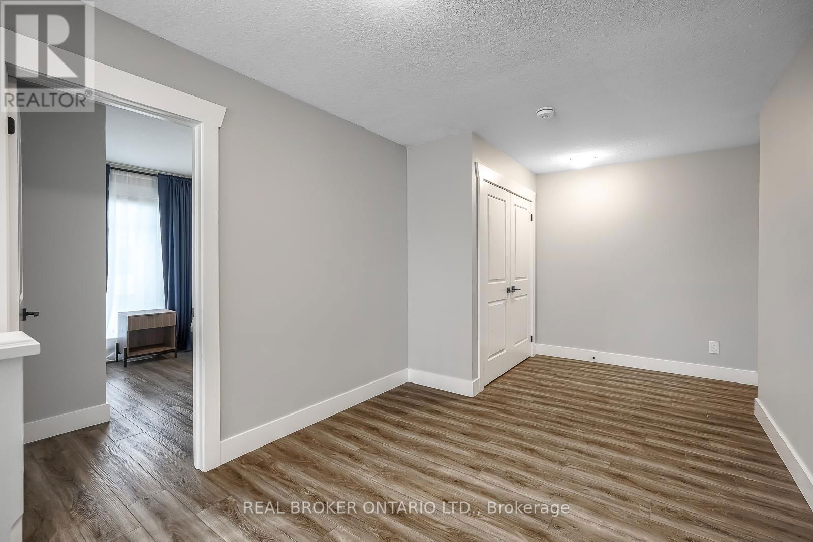 44 ALLENWOOD ROAD Image 27