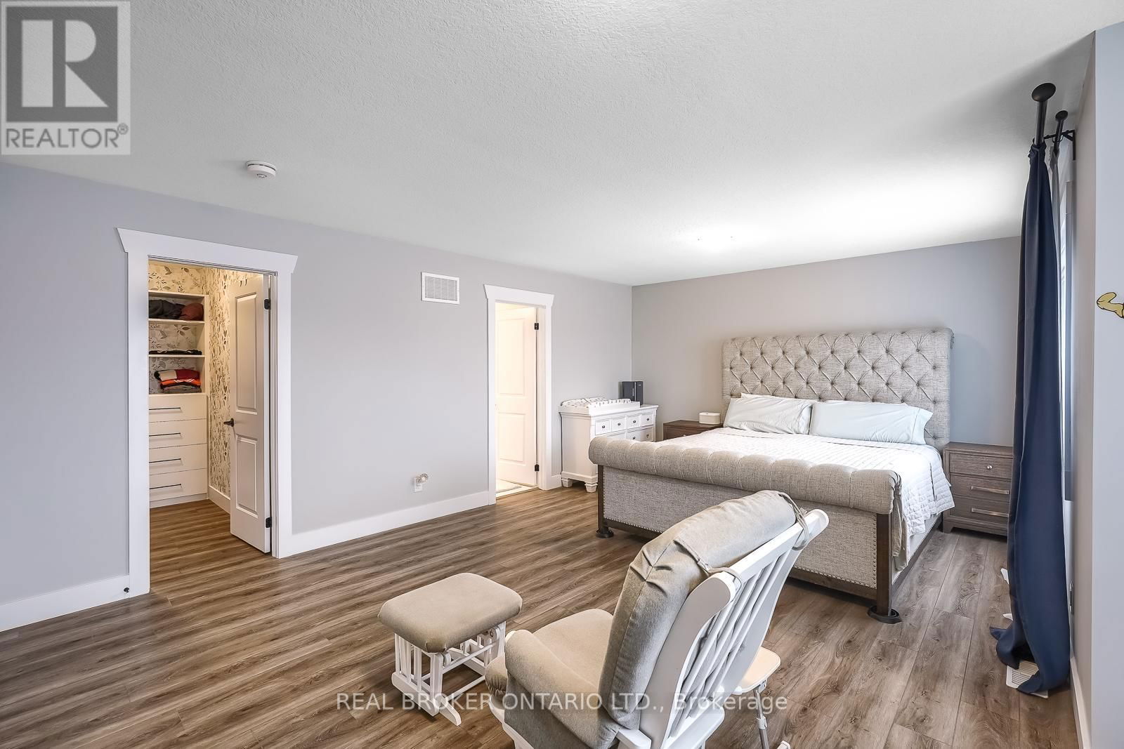 44 ALLENWOOD ROAD Image 30