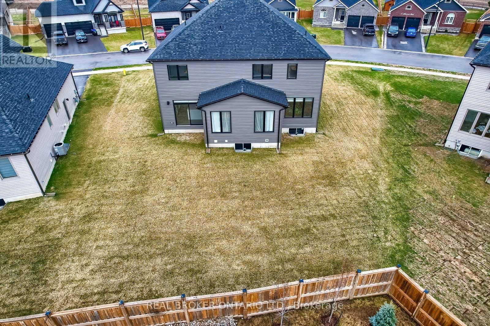 44 ALLENWOOD ROAD Image 46