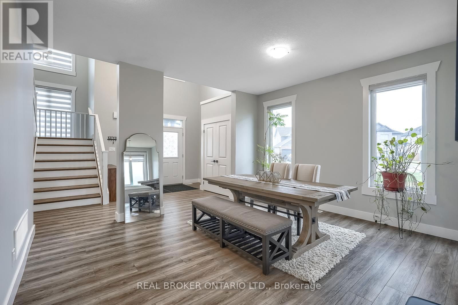 44 ALLENWOOD ROAD Image 9