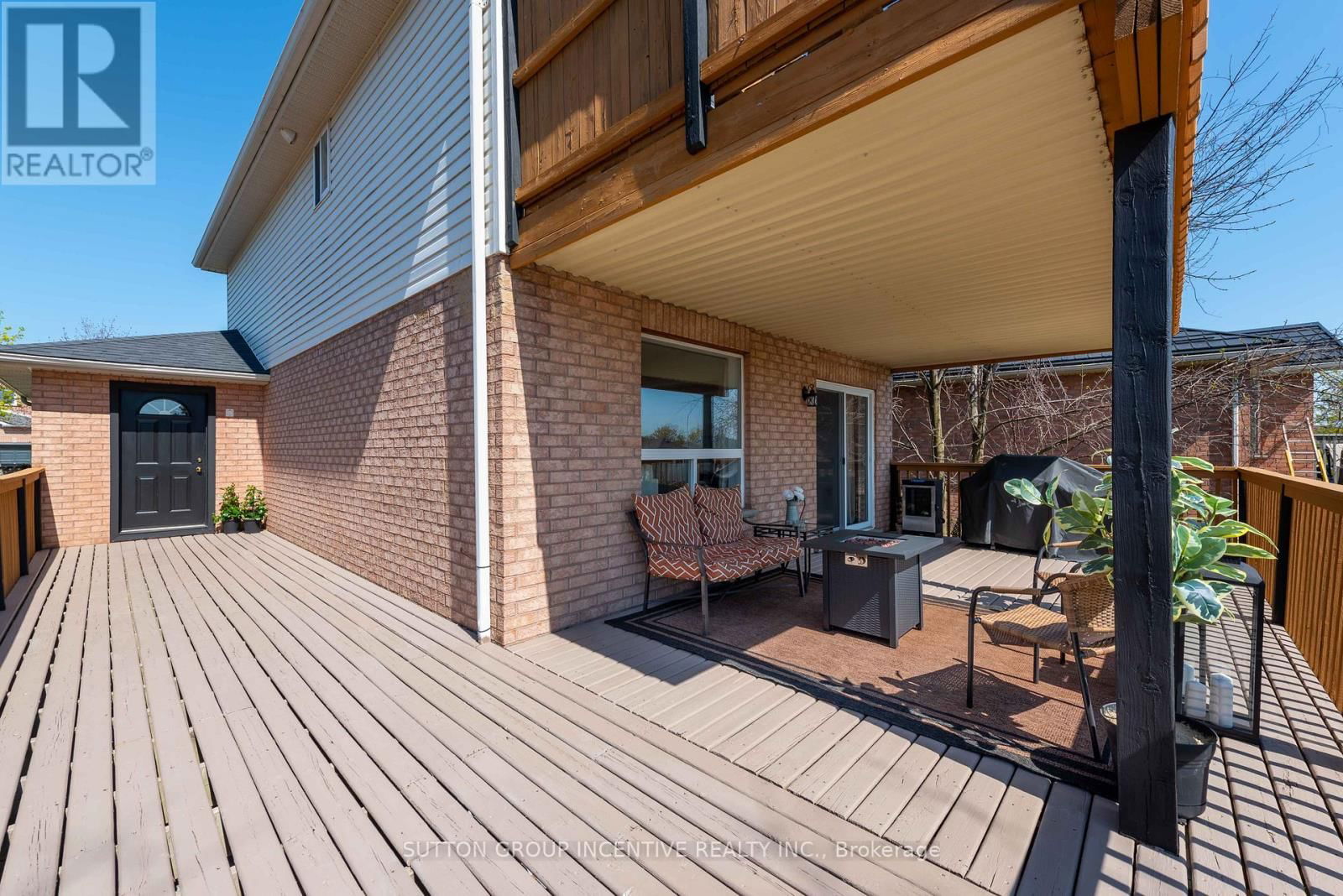 55 VANESSA DRIVE Image 11