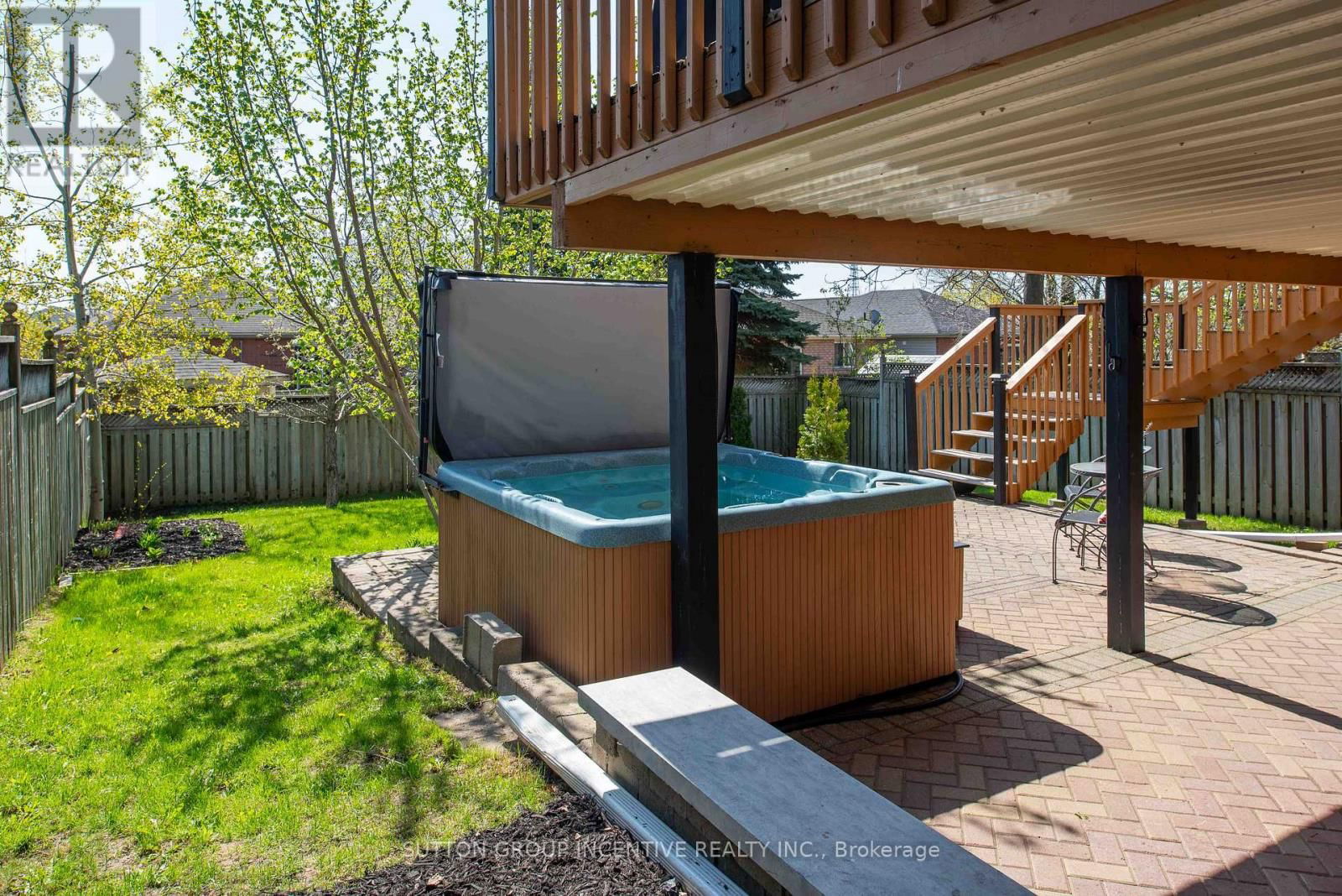 55 VANESSA DRIVE Image 22