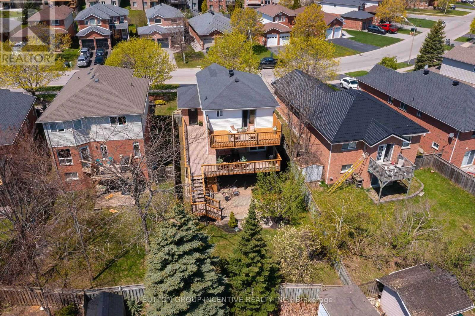 55 VANESSA DRIVE Image 25