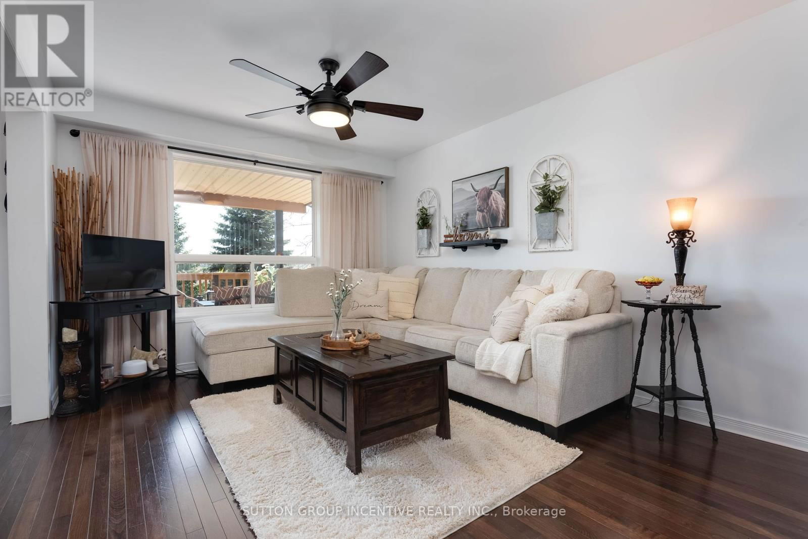 55 VANESSA DRIVE Image 6