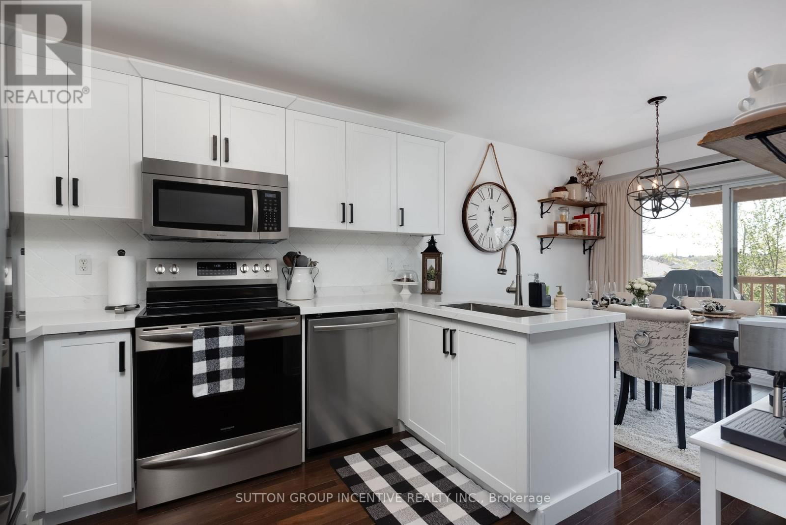 55 VANESSA DRIVE Image 9