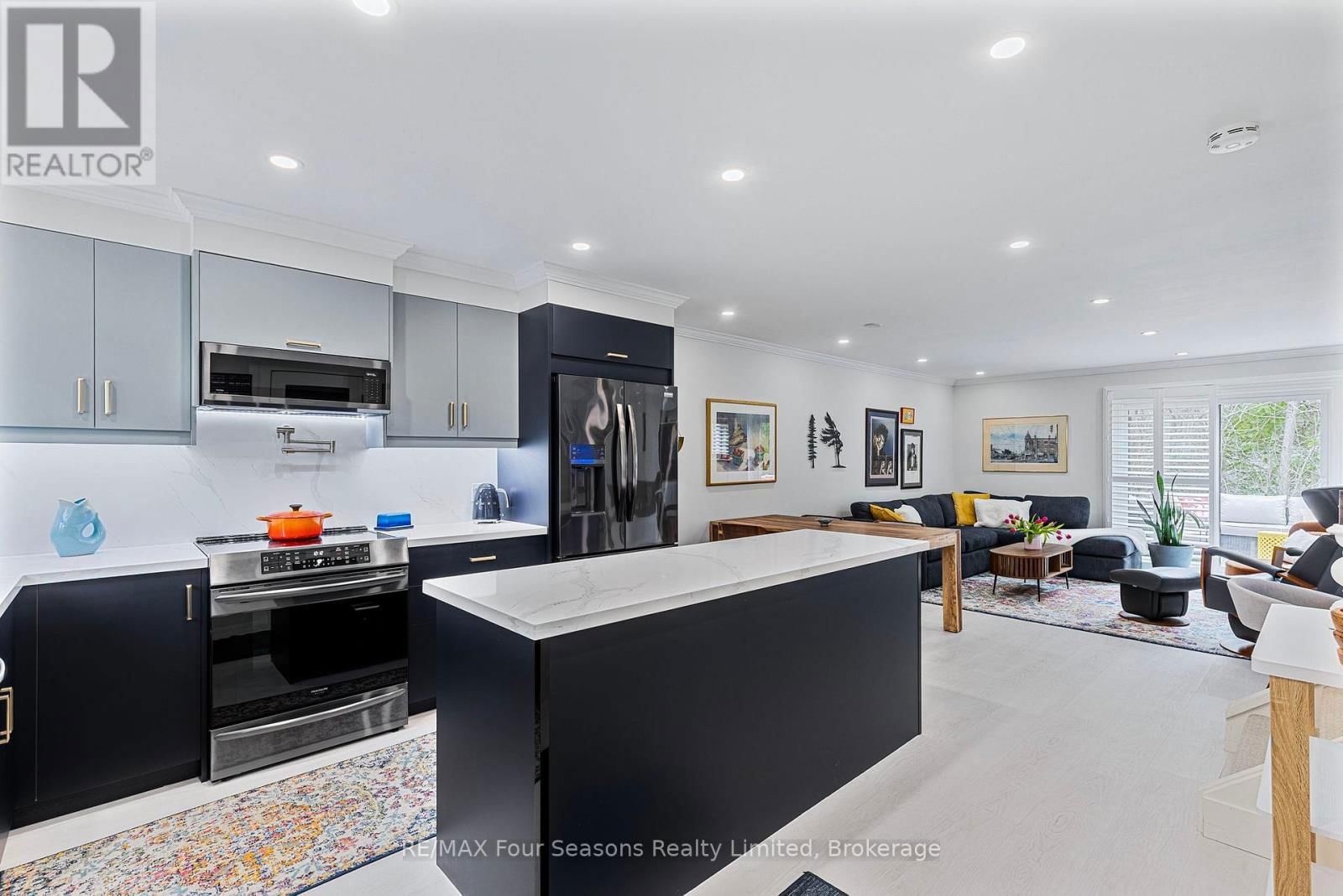 Primary Property View