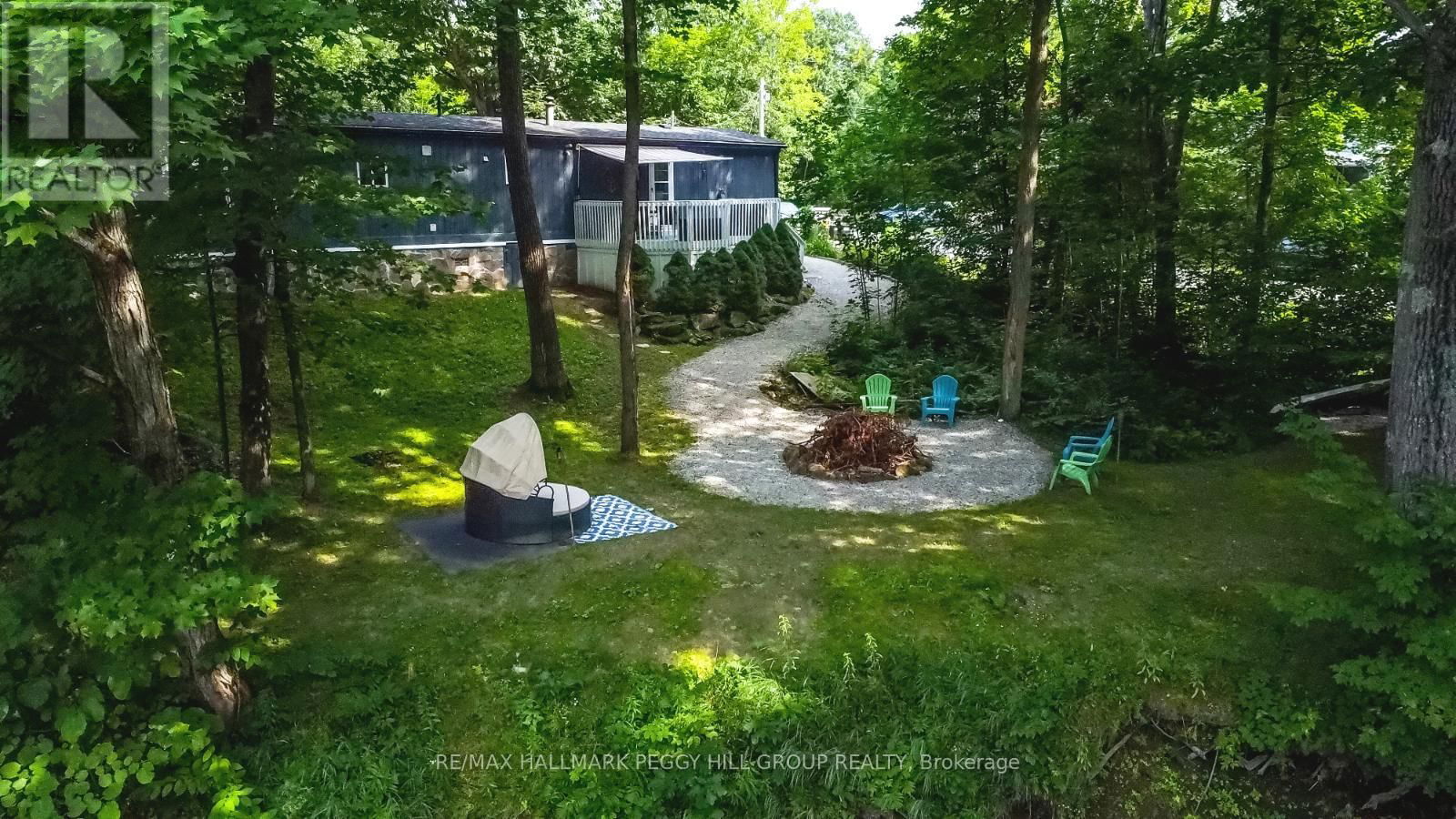 7498 ISLAND CRESCENT Image 16