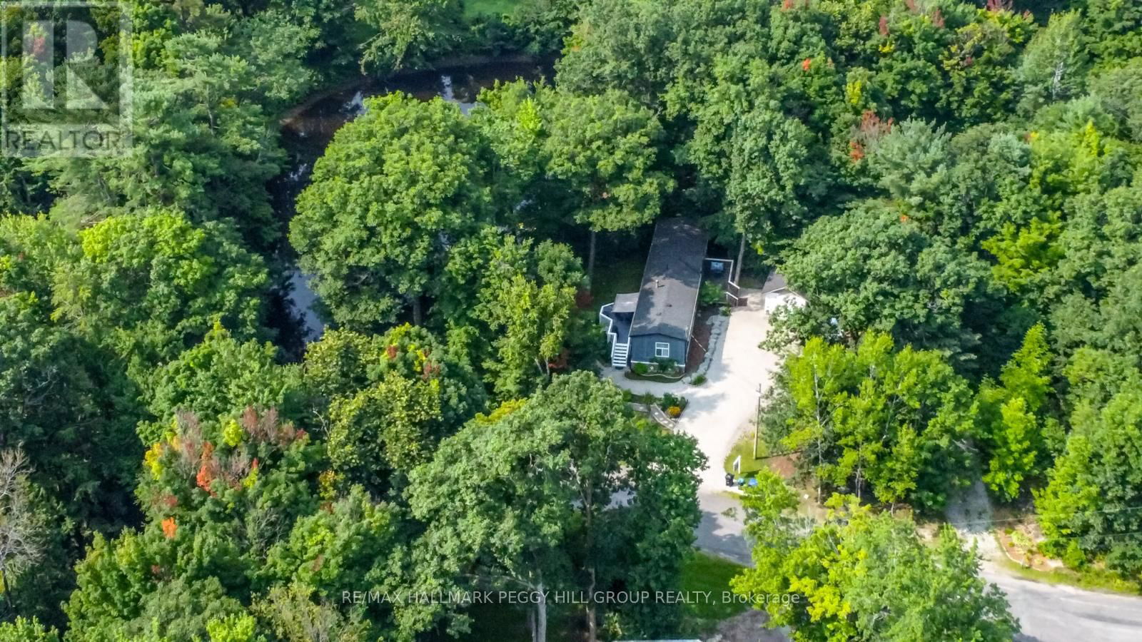 7498 ISLAND CRESCENT Image 17