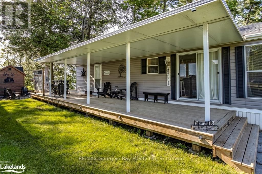 46 LAKESHORE ROAD Image 17
