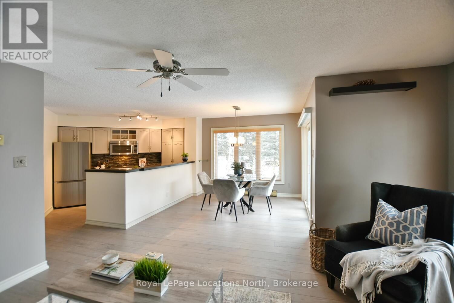 153 - 30 RAMBLINGS WAY Image 16