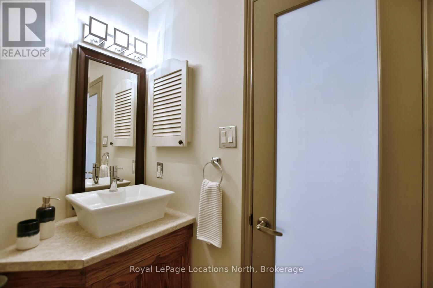 153 - 30 RAMBLINGS WAY Image 39