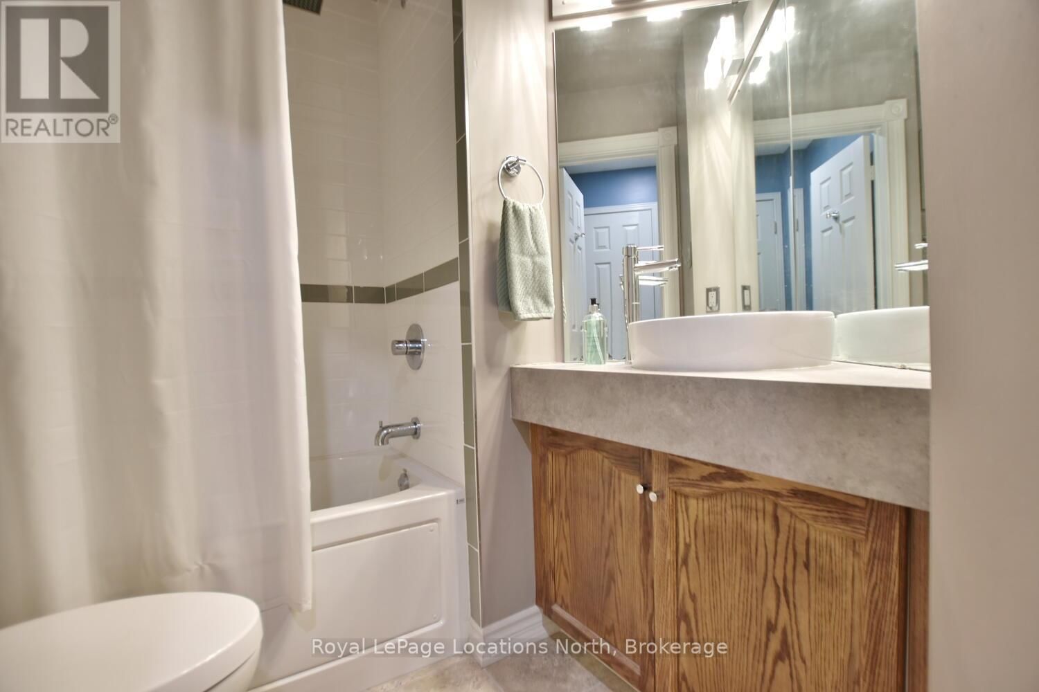 153 - 30 RAMBLINGS WAY Image 42