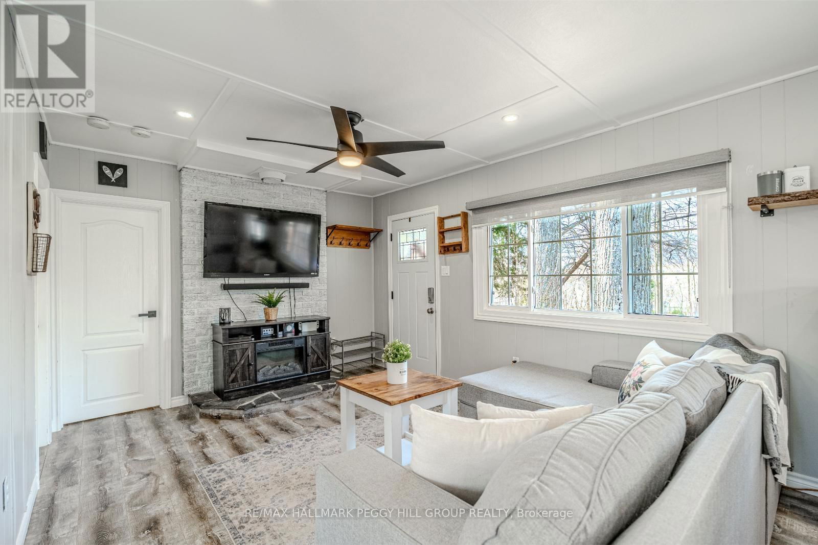 1939 TINY BEACHES ROAD SOUTH Image 7