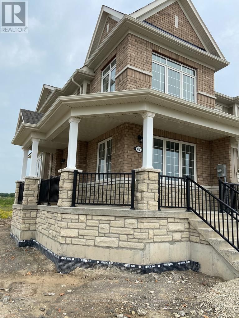 47 UNION BOULEVARD Image 2