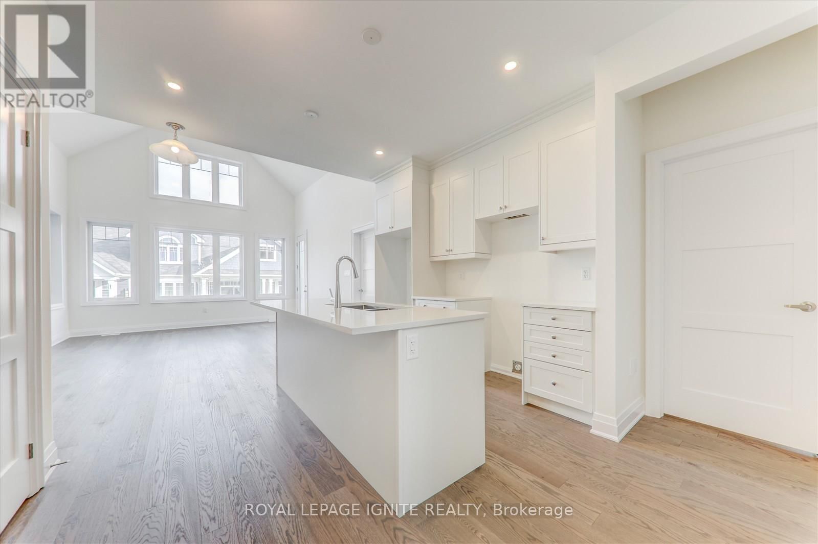 519 HUDSON CRESCENT Image 10