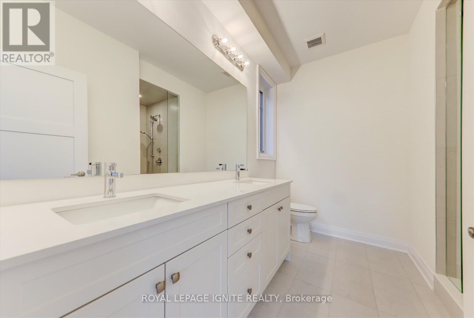 519 HUDSON CRESCENT Image 18