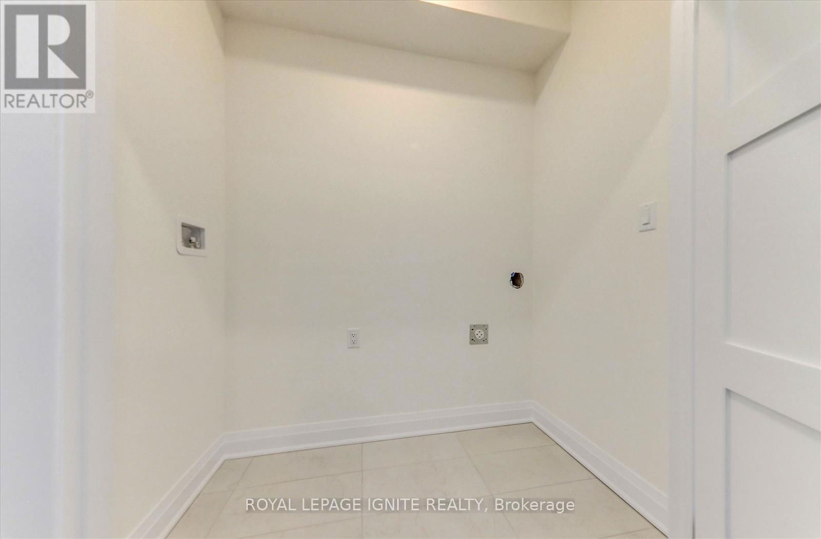 519 HUDSON CRESCENT Image 23