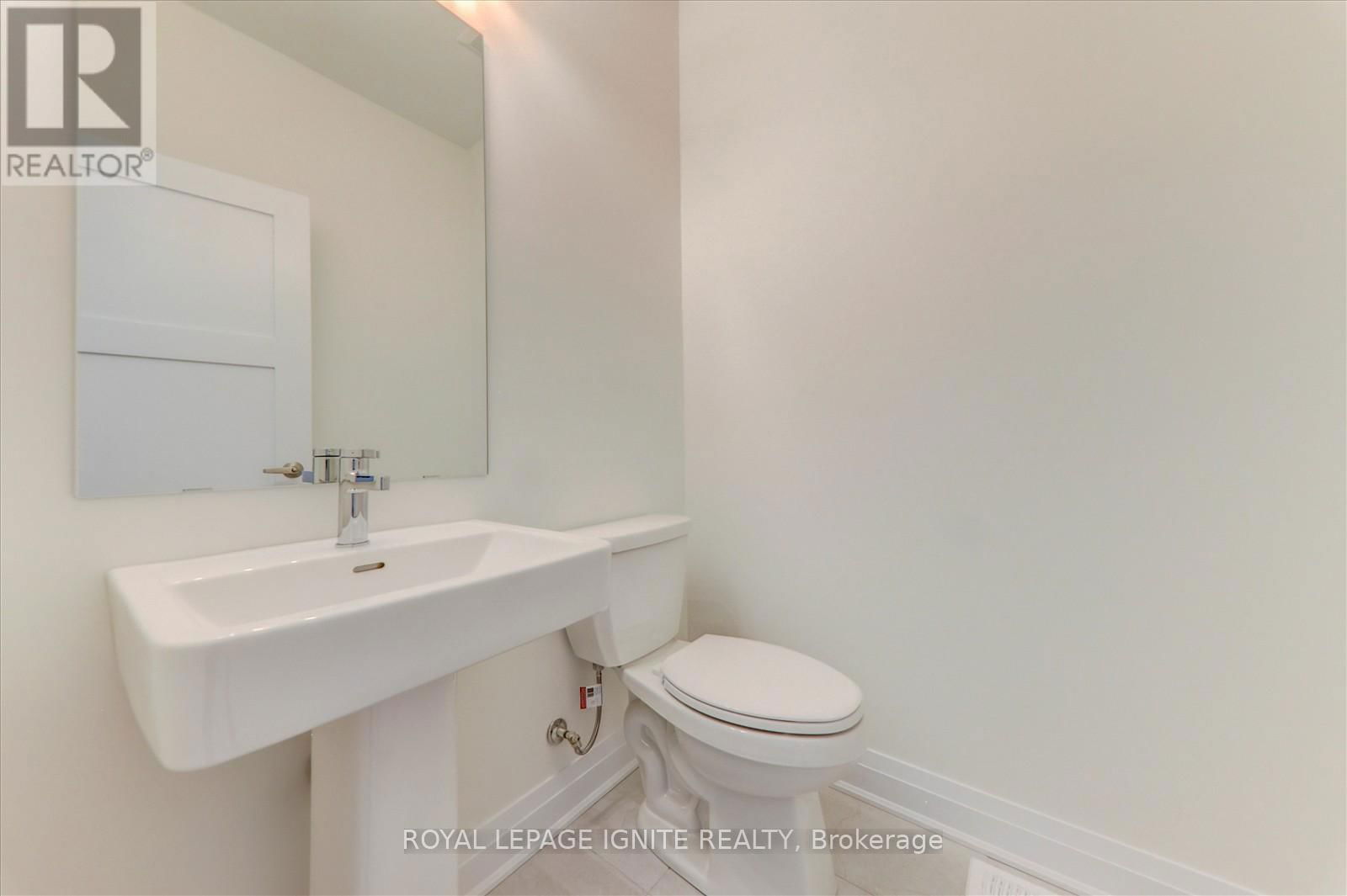 519 HUDSON CRESCENT Image 24