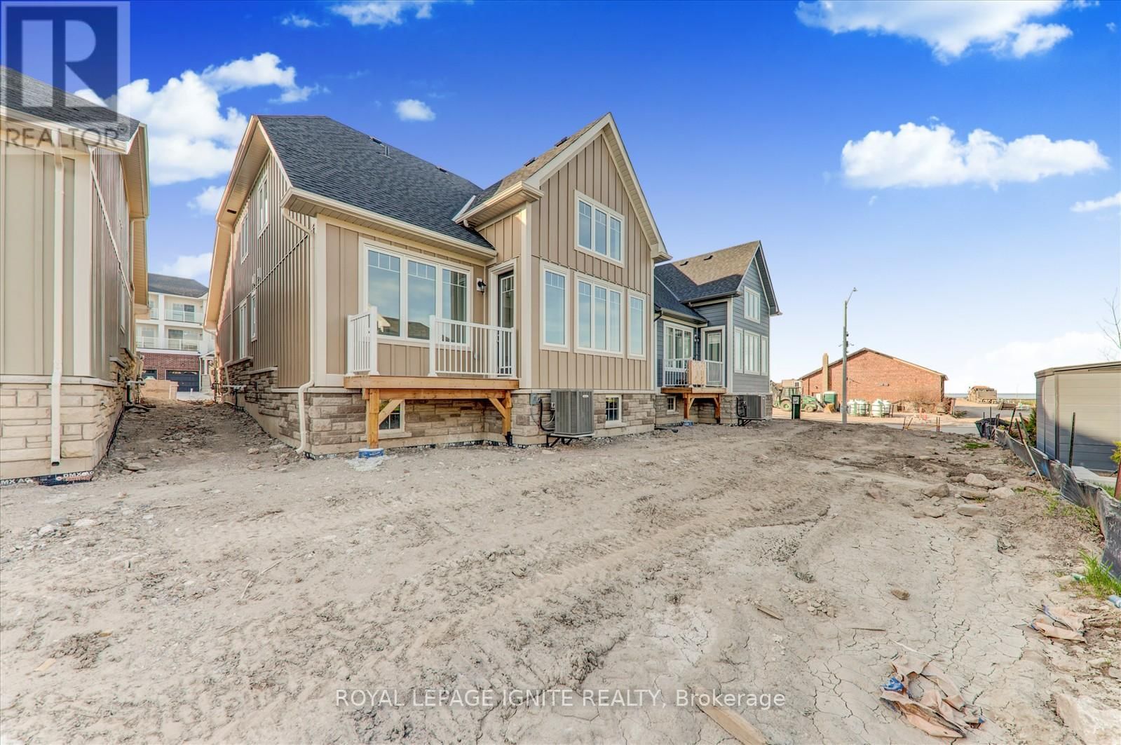 519 HUDSON CRESCENT Image 34