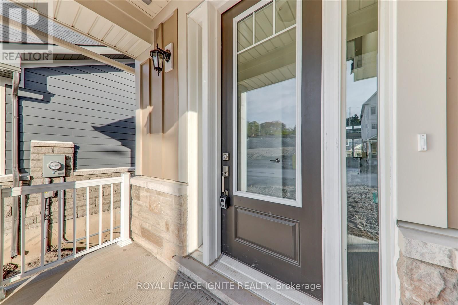 519 HUDSON CRESCENT Image 7