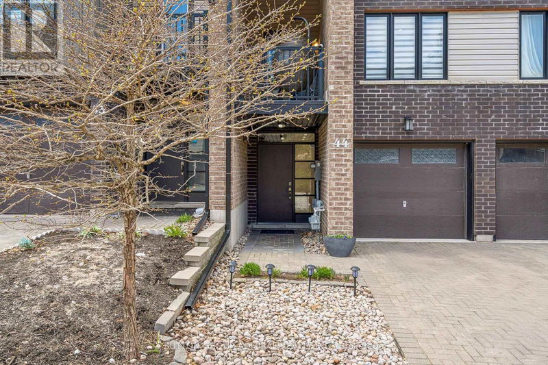 Tertiary Property View