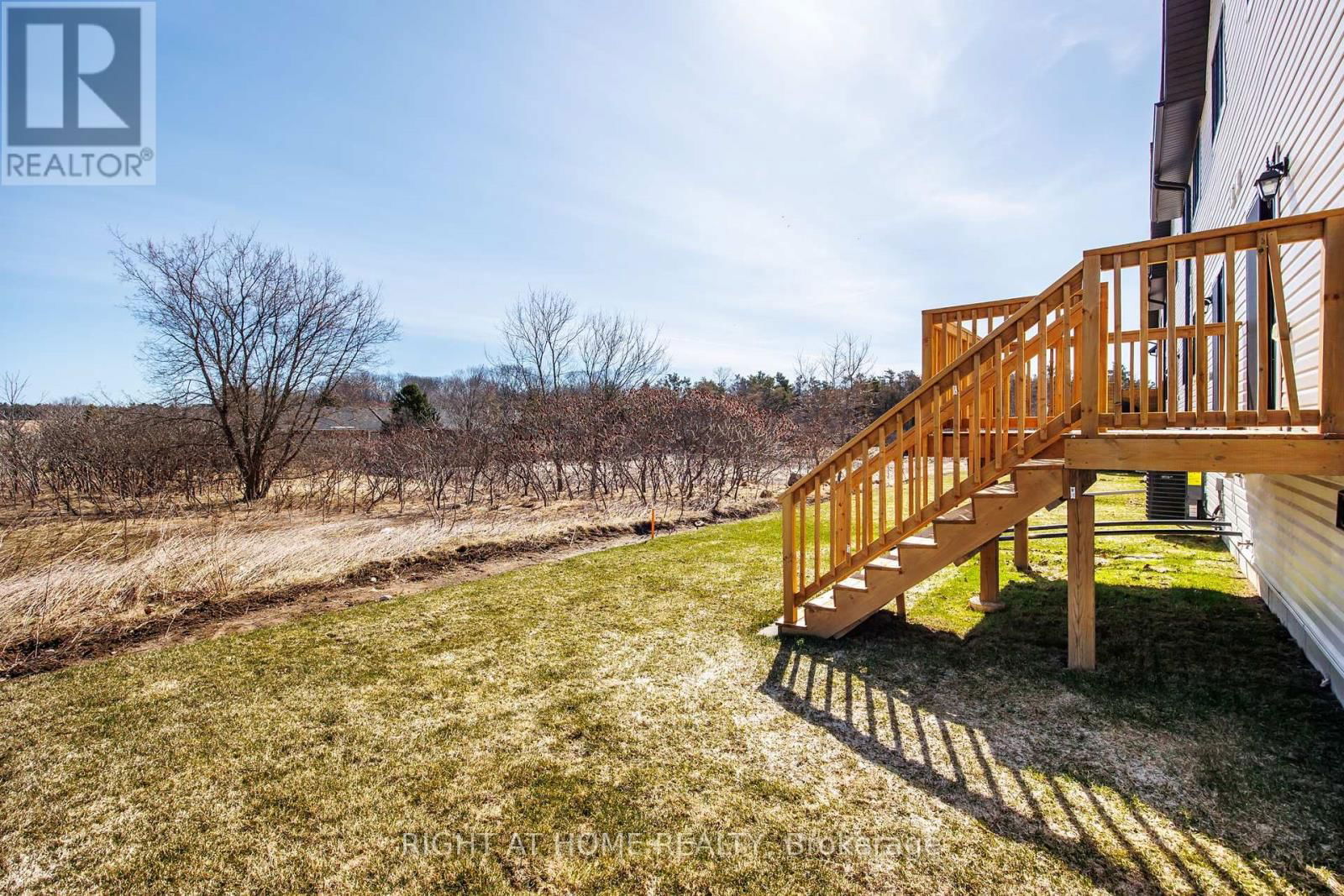 52 LAHEY CRESCENT Image 6