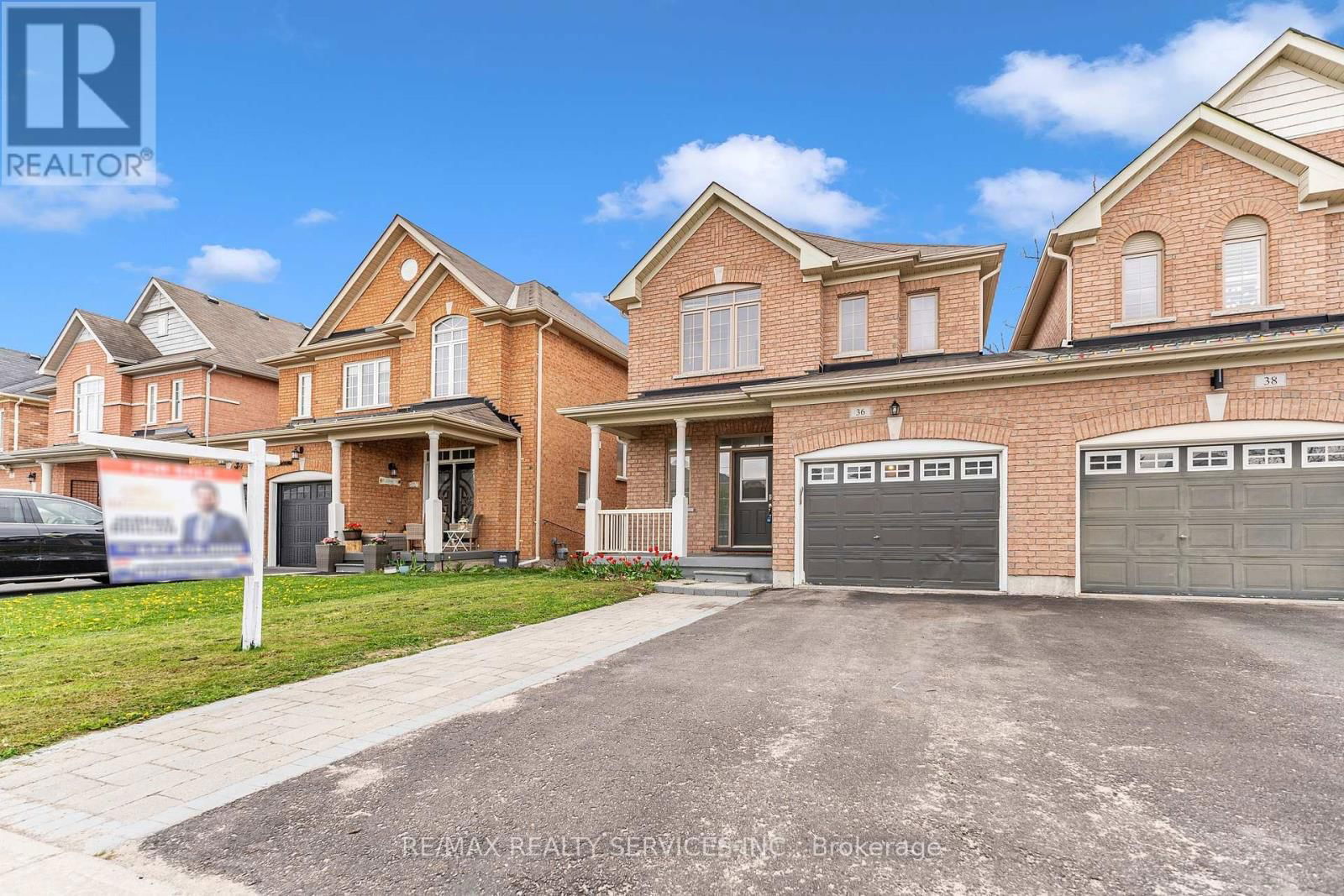36 FORSYTH CRESCENT Image 2