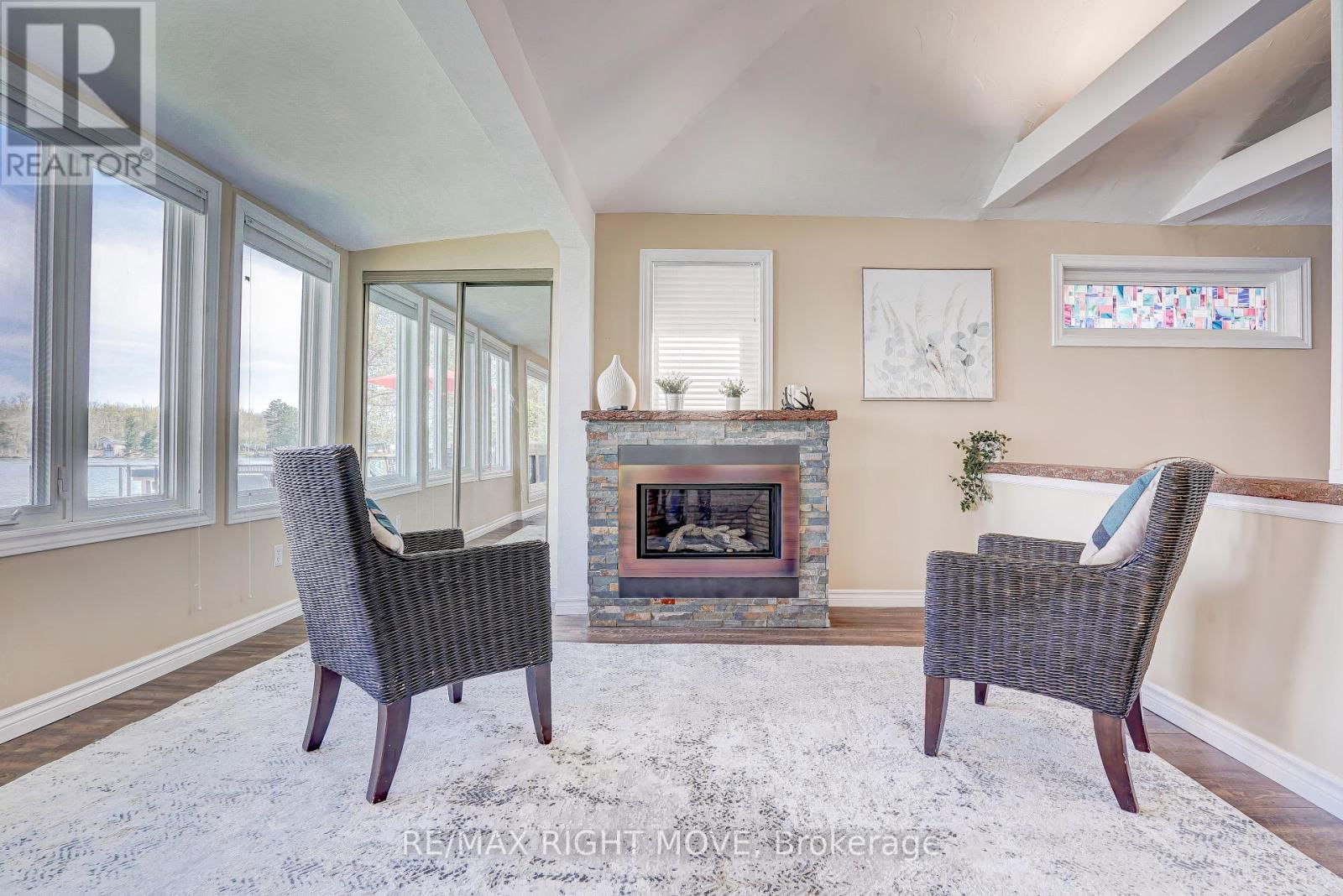 3752 PORTAGE BAY ROAD Image 6