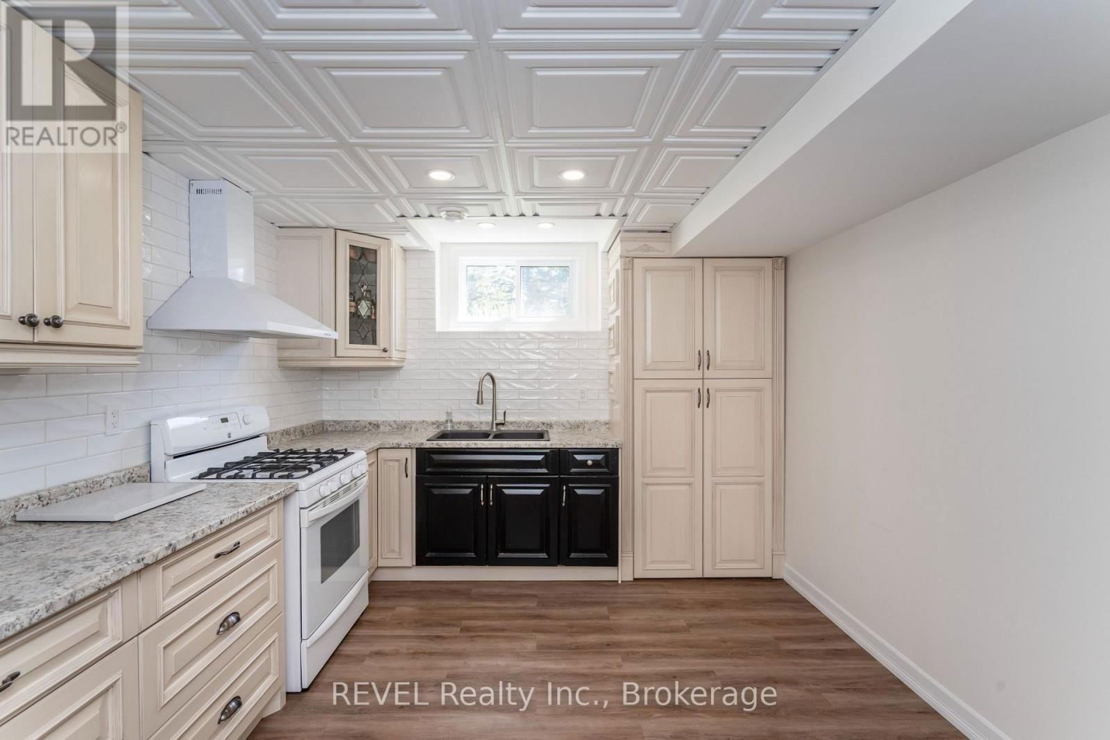 79 OXLEY DRIVE Image 27