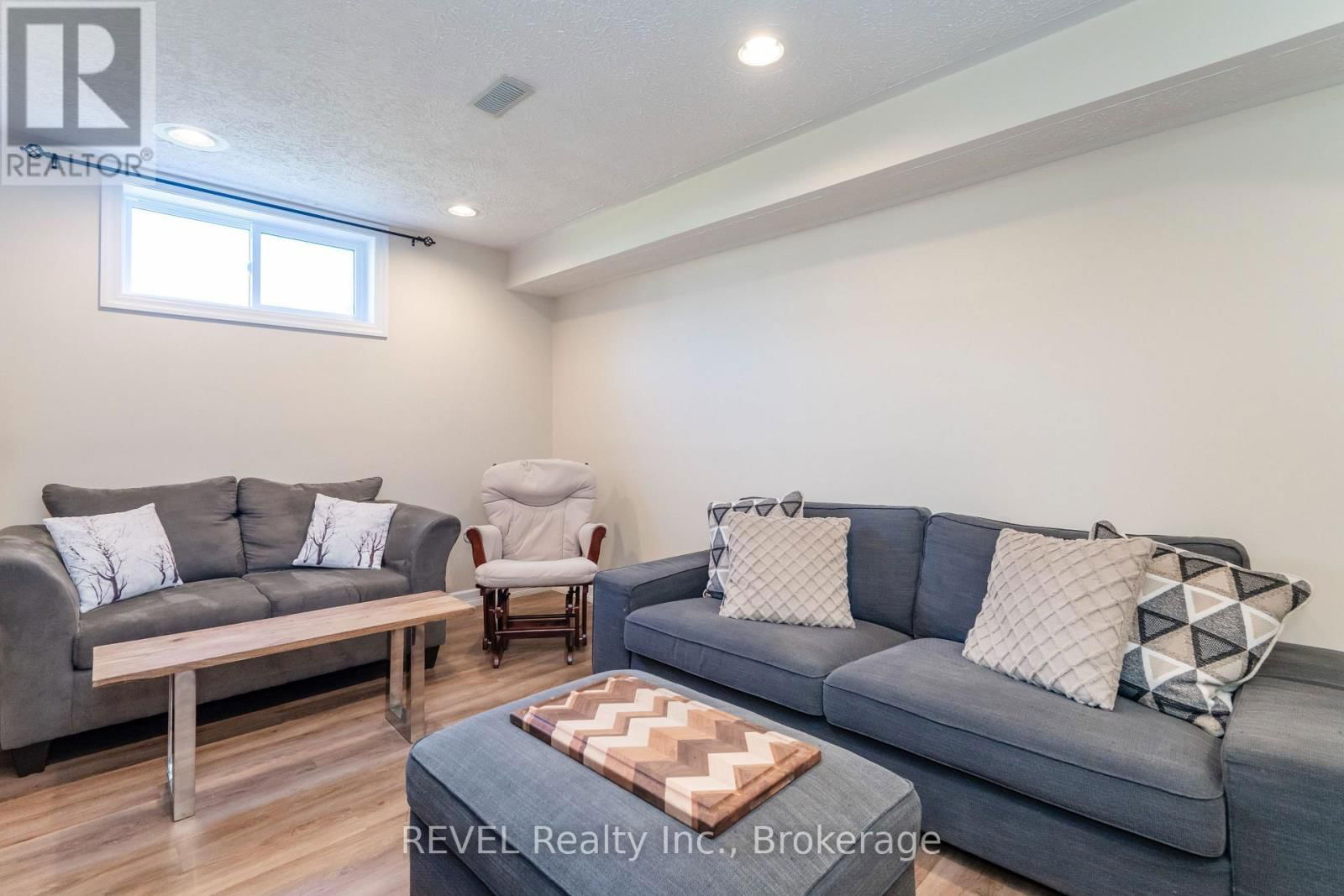 79 OXLEY DRIVE Image 30