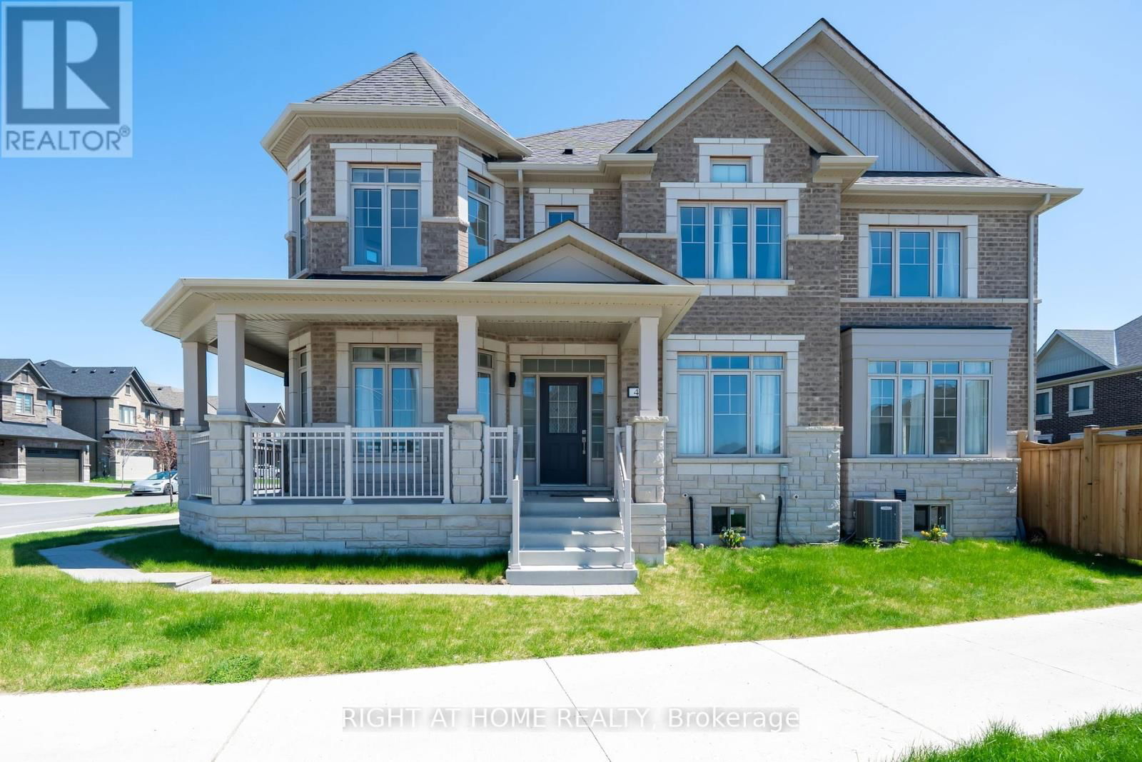 42 COPPERHILL HEIGHTS Image 3
