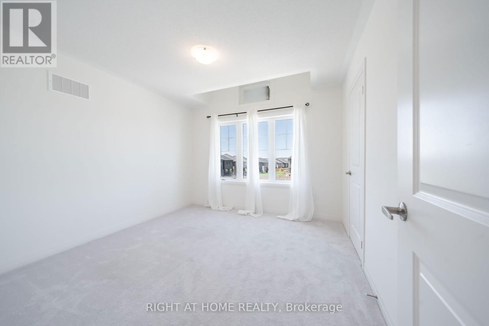 42 COPPERHILL HEIGHTS Image 41