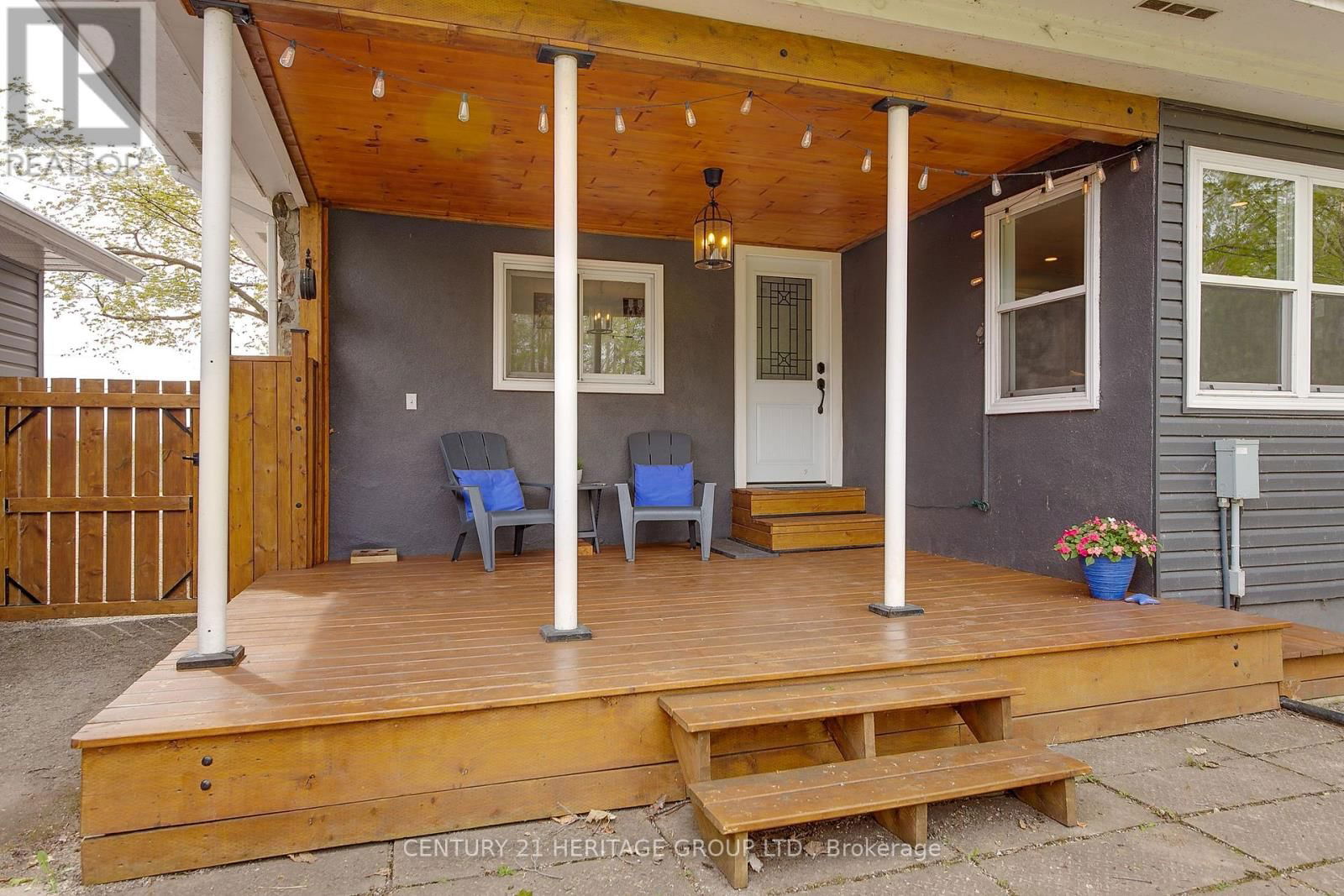 1672 RIDGE ROAD EAST Image 29