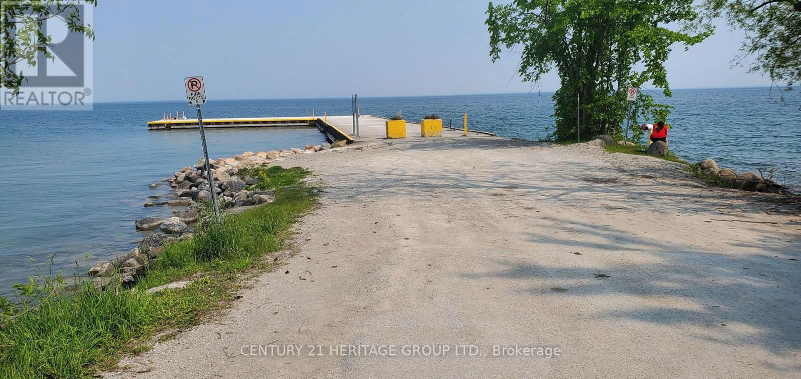 1672 RIDGE ROAD EAST Image 36