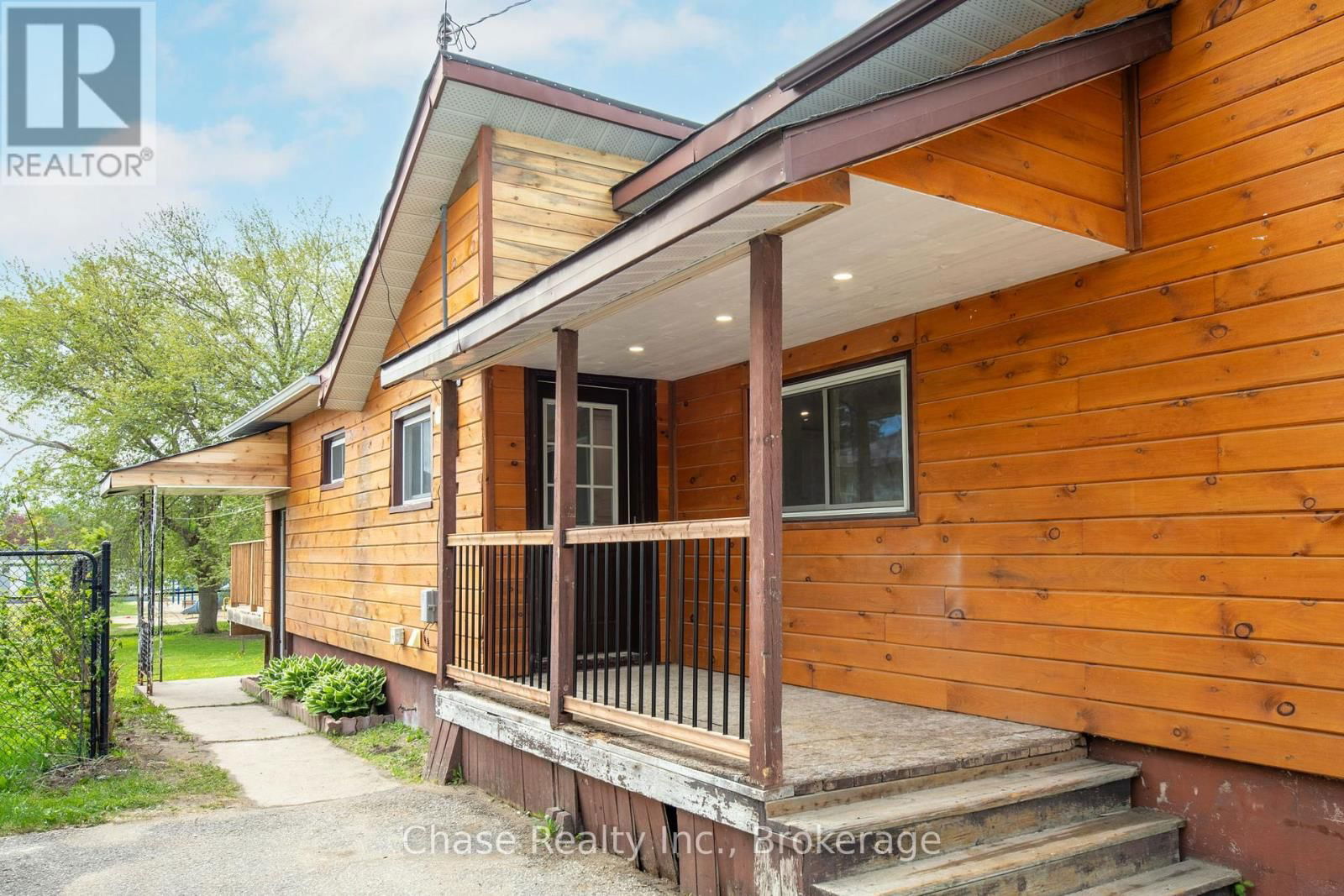 68 FOX STREET Image 35